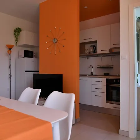 Apartmán A 2 W Terrace 1 Min Walk To The Supetar