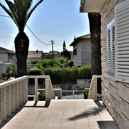 A 2 W Terrace 1 Min Walk To The Supetar