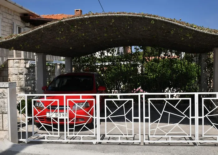 Appartamento B With Terrace 1 Min Walk To The