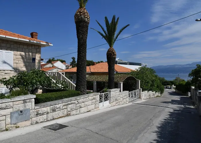 B With Terrace 1 Min Walk To The Appartamento *