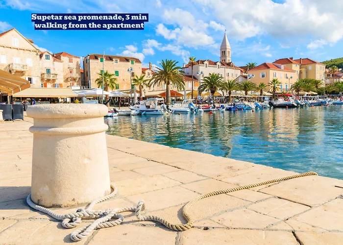 B With Terrace 1 Min Walk To The Appartamento