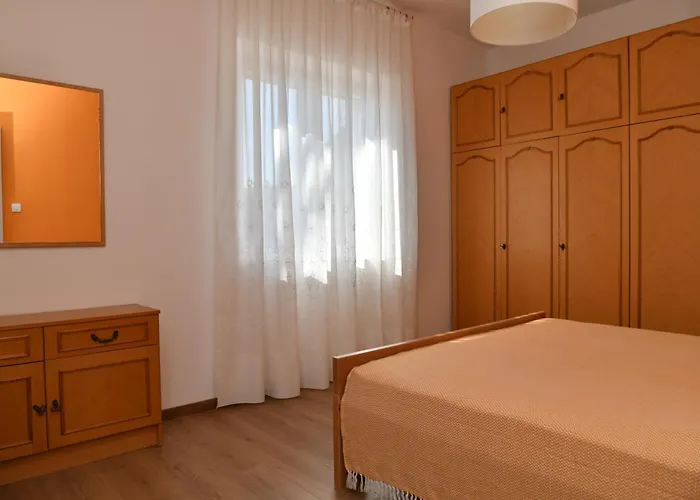 B With Terrace 1 Min Walk To The * San Pietro di Brazza